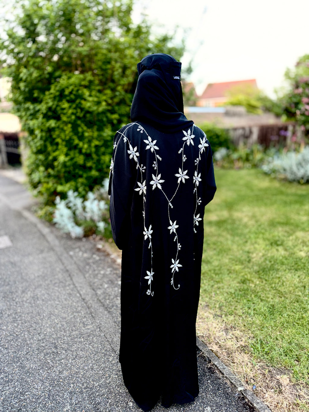 Yasmin Abaya | Full Body Silver Floral Hand-Embroidered Black Abaya | Baytul Haya