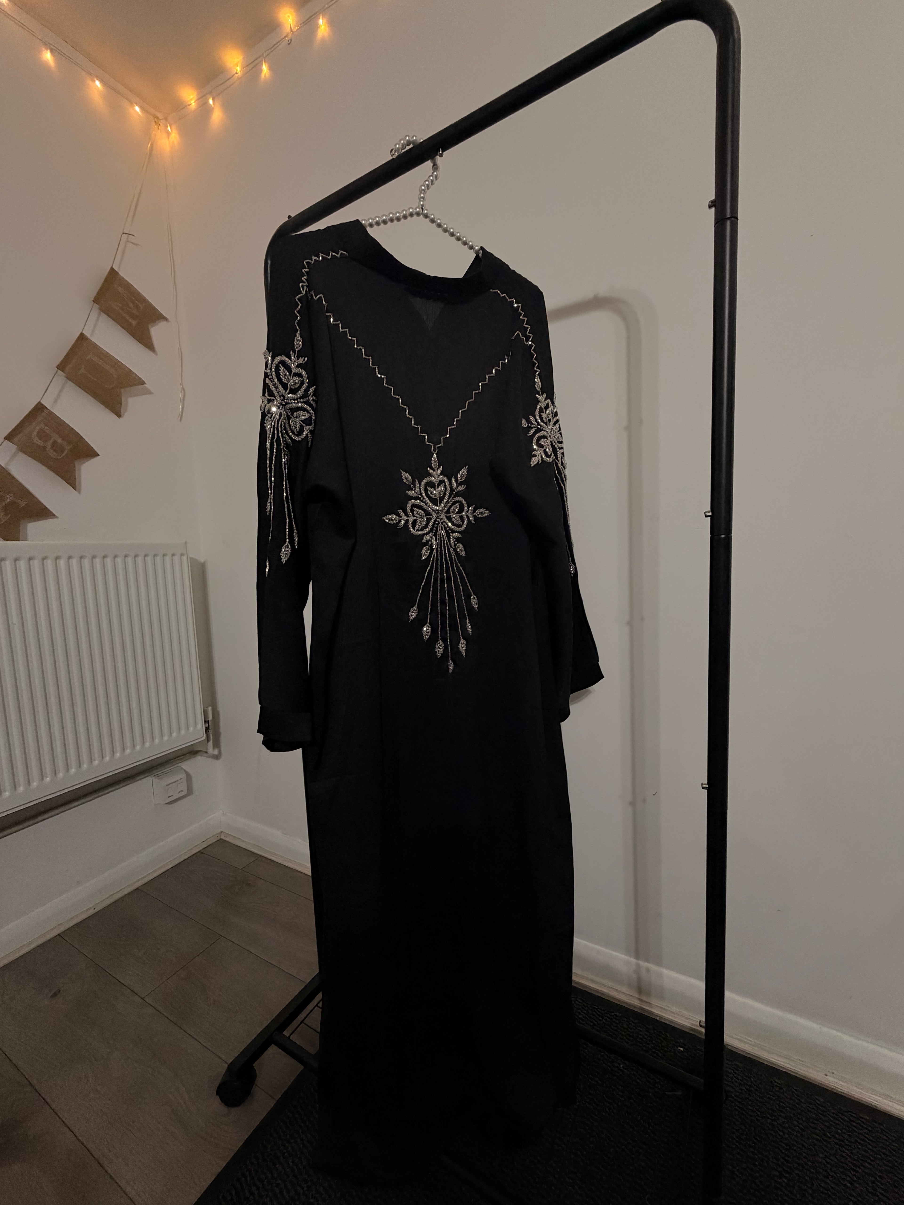 Ayah Abaya | Silver Hand-Embroidered Black Zoom Abaya | Baytul Haya