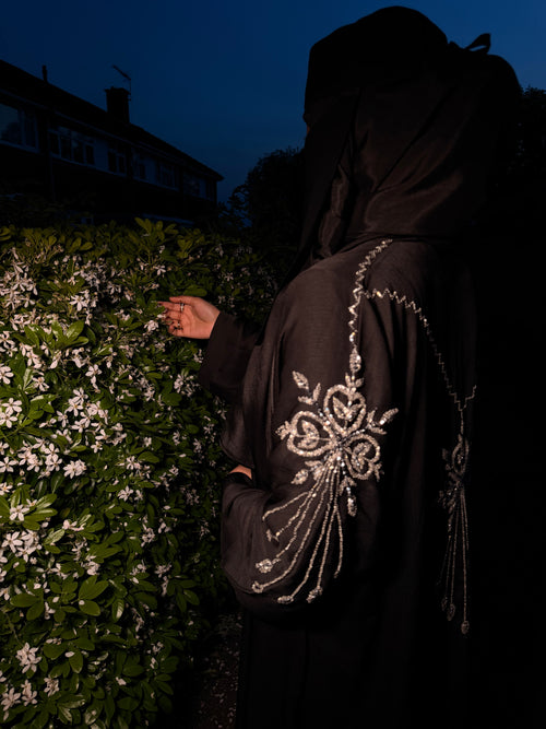 Ayah Abaya | Silver Hand-Embroidered Black Zoom Abaya | Baytul Haya