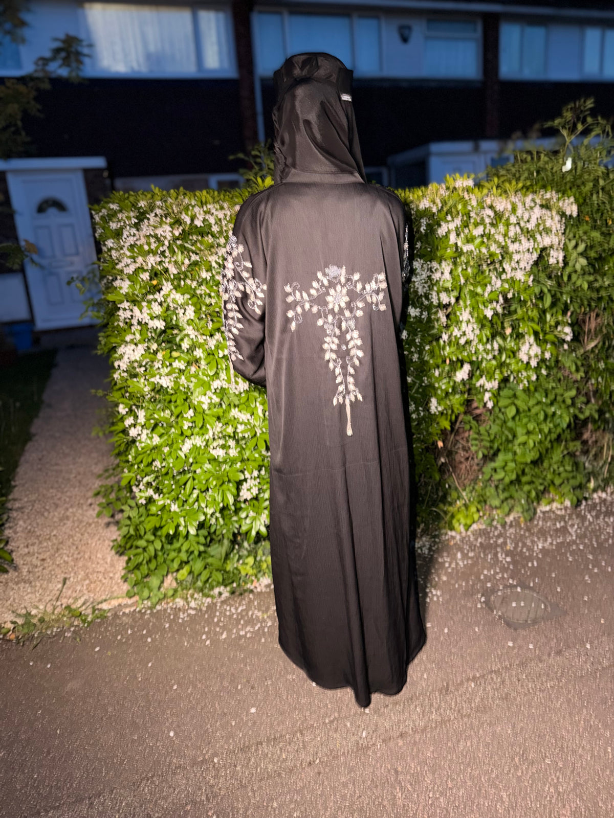 Maryam Abaya | Silver Hand-Embroidered Black Zoom Abaya | Baytul Haya