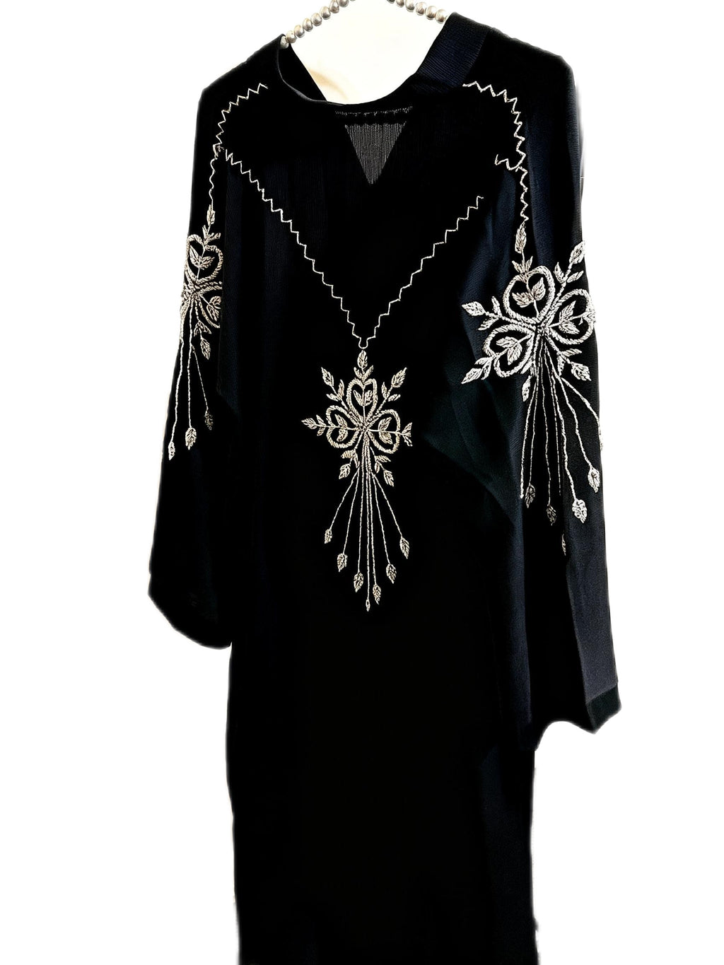 Ayah Abaya | Silver Hand-Embroidered Black Zoom Abaya | Baytul Haya