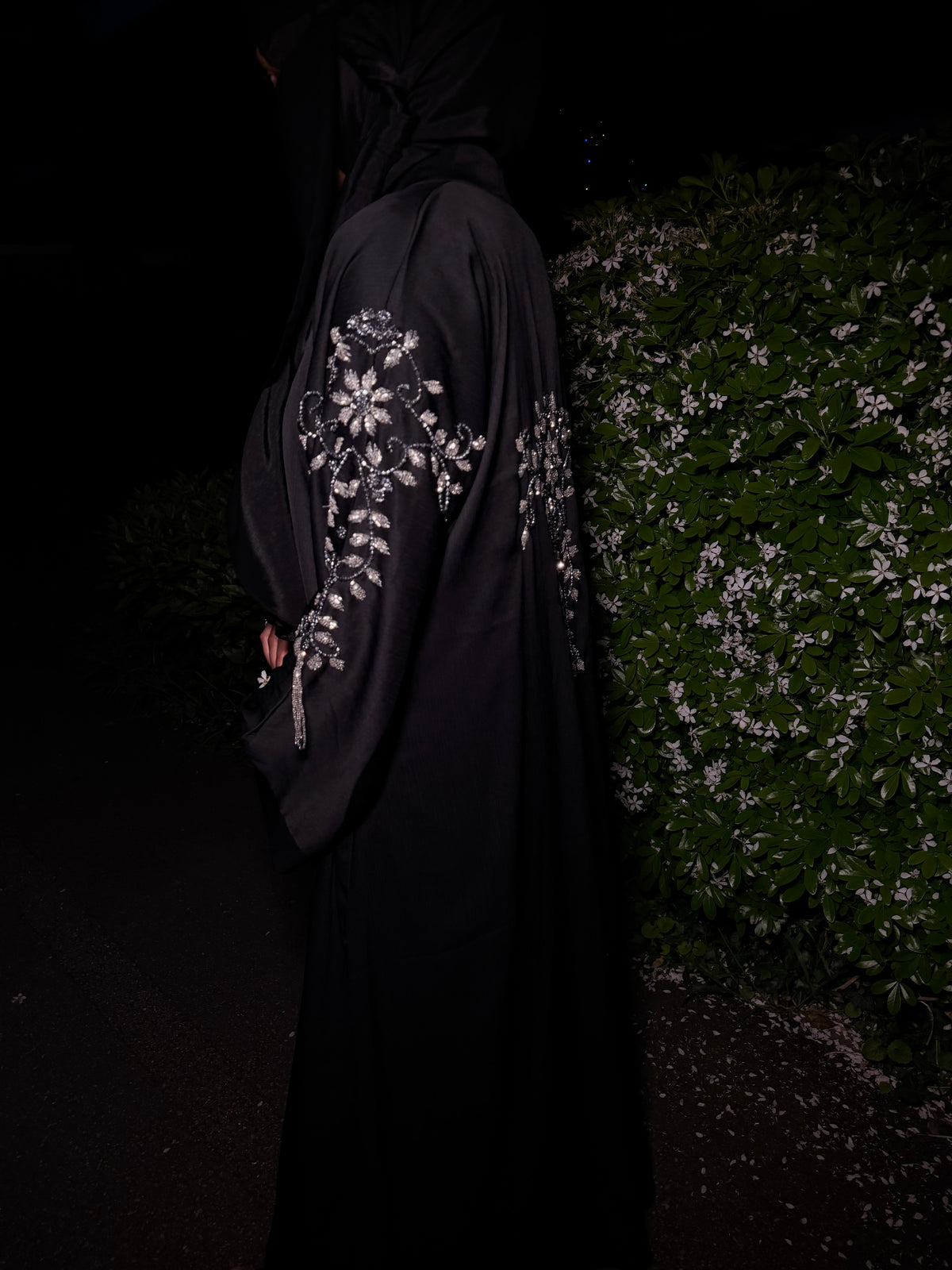 Maryam Abaya | Silver Hand-Embroidered Black Zoom Abaya | Baytul Haya